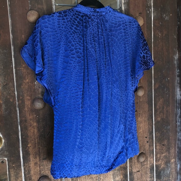 BCBGMaxAzria | Silk Jacquard Blouse croc print - Picture 3 of 11